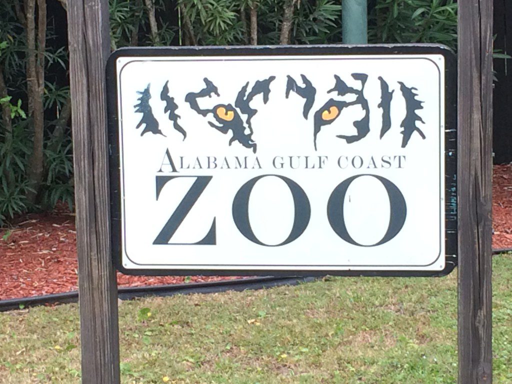 Gulf Coast Zoo Sign