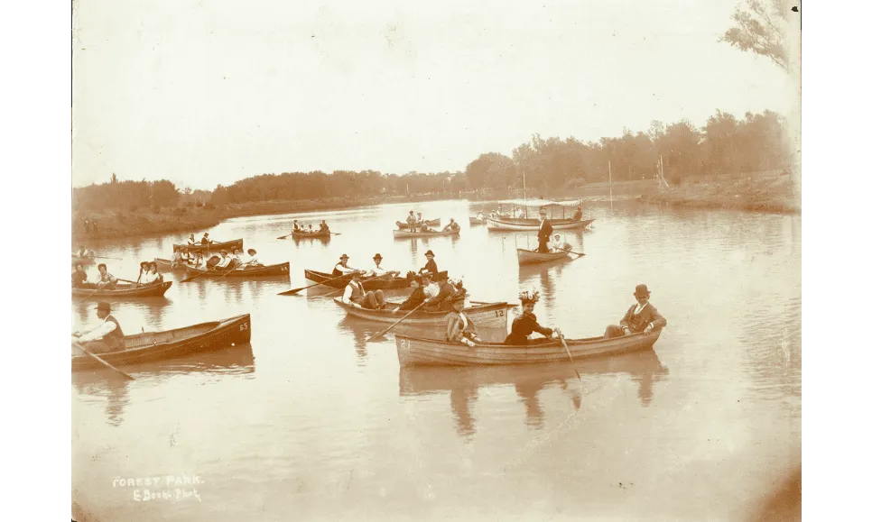 paddle boats st louis