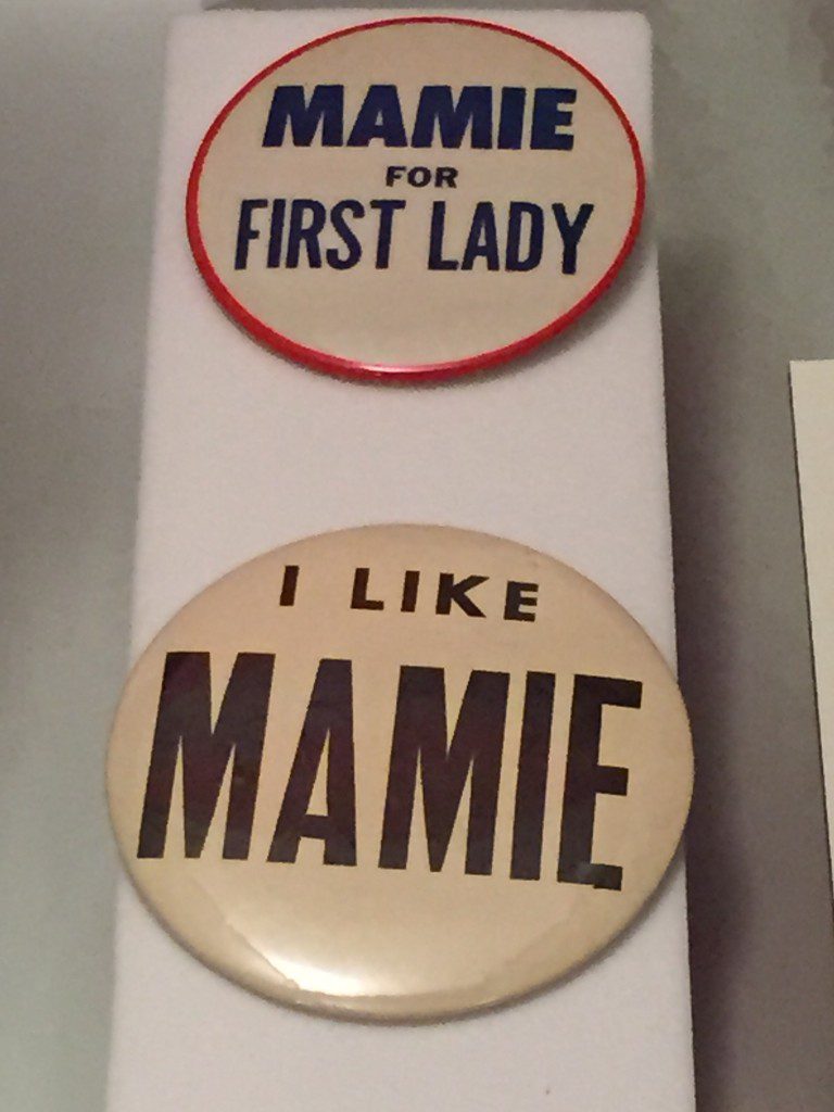 Mamie Buttons