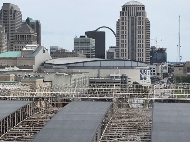 View of Arch from St Louis Wheel