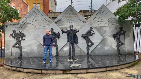 Eddie Kendricks Birmingham statue
