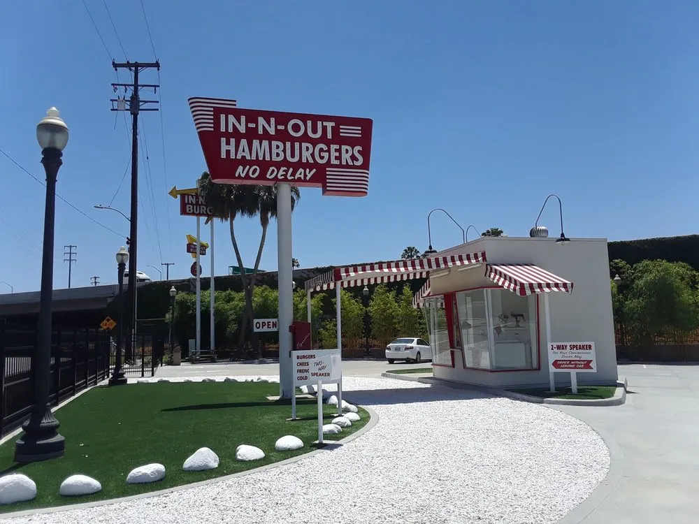 first fast food restaurant