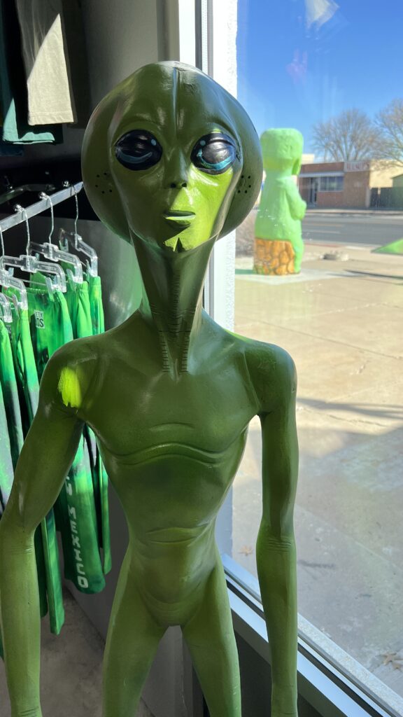visit roswell
