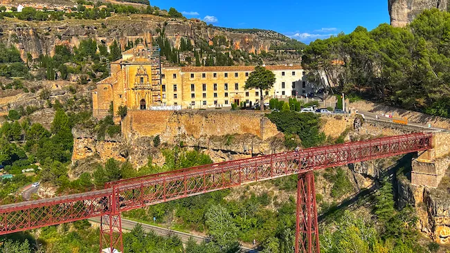 what is a paradoes in Spain