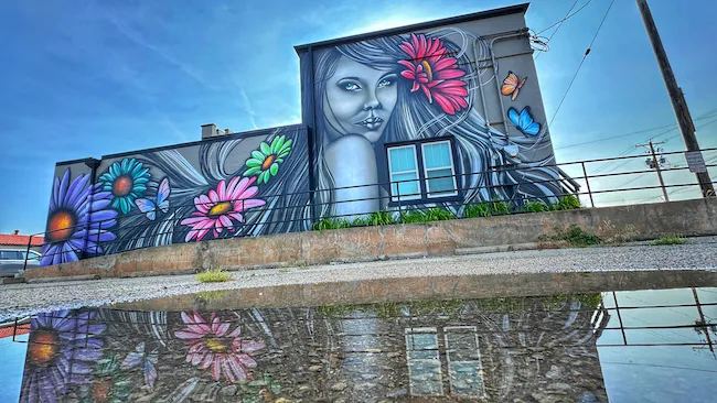 best murals in kansas
