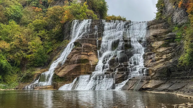 New York waterfalls Ithaca Falls
